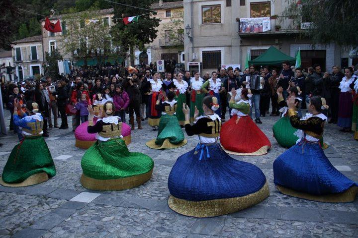 B&B La Ginestra Civita Εξωτερικό φωτογραφία